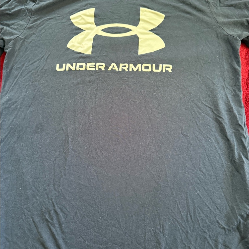 Under Armour Men's Medium black Logo T-shirt